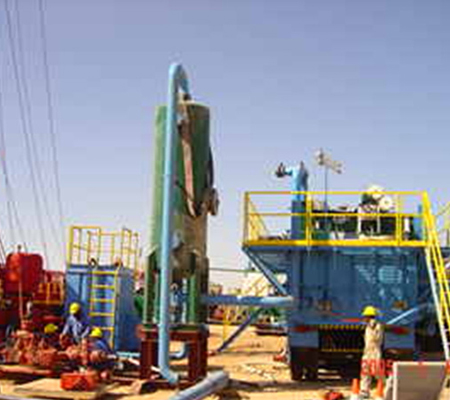 Degassers with complete piping